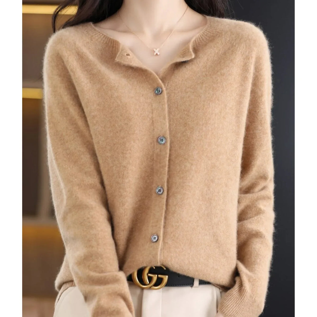 Céline - Gilet Élégant Boutonné Col Rond