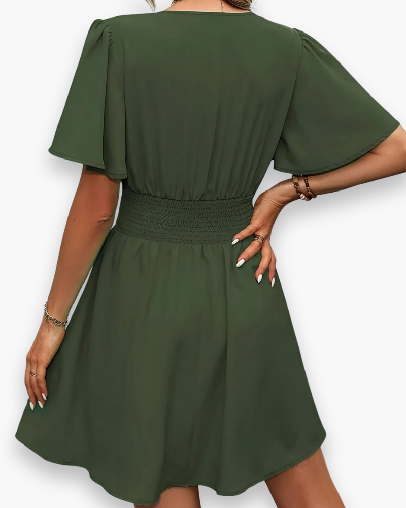 Robe fluide courte drapée chic pour femme | Souple et flatteuse