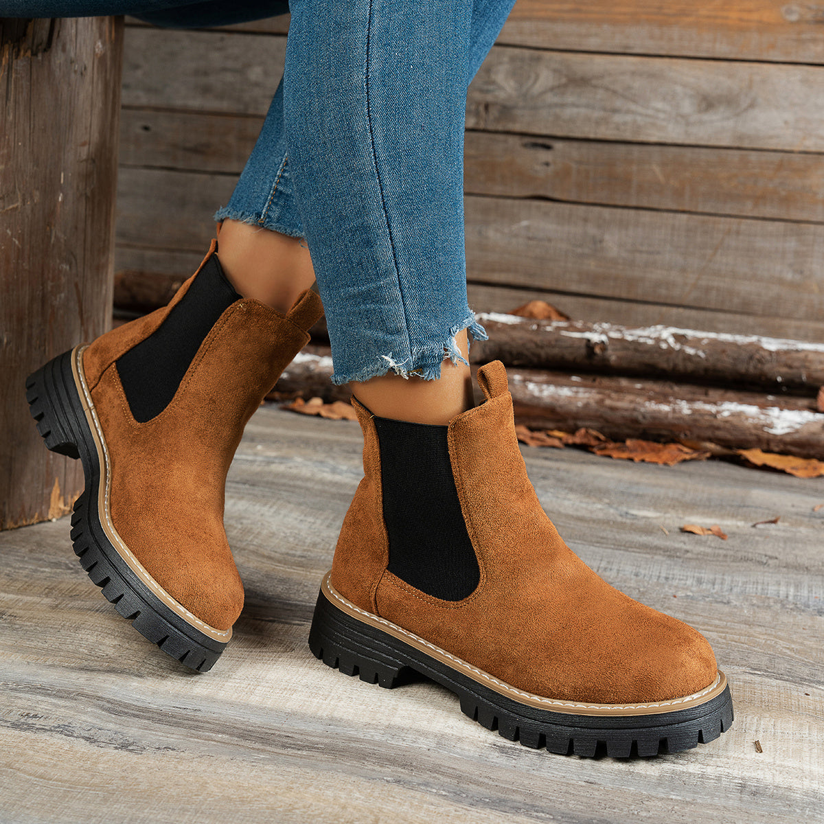 Marie - Bottines Chelsea Élégantes Daim Semelle Crantée