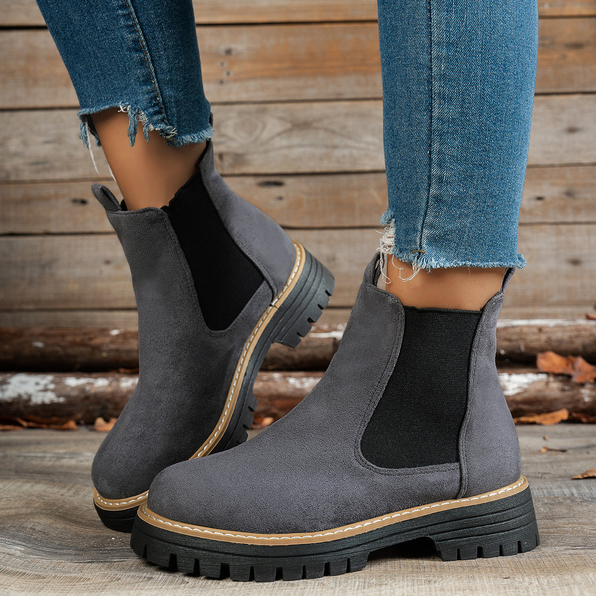 Marie - Bottines Chelsea Élégantes Daim Semelle Crantée