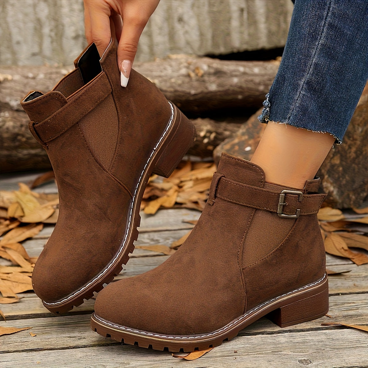 Véronique - Bottines Chelsea Élégantes en Daim