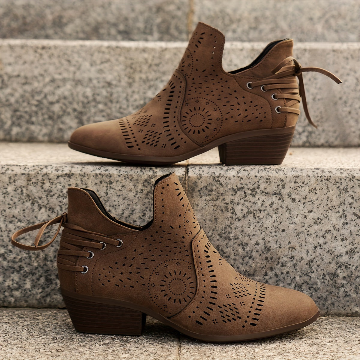 Isabelle - Bottines Élégantes Western Ajourées