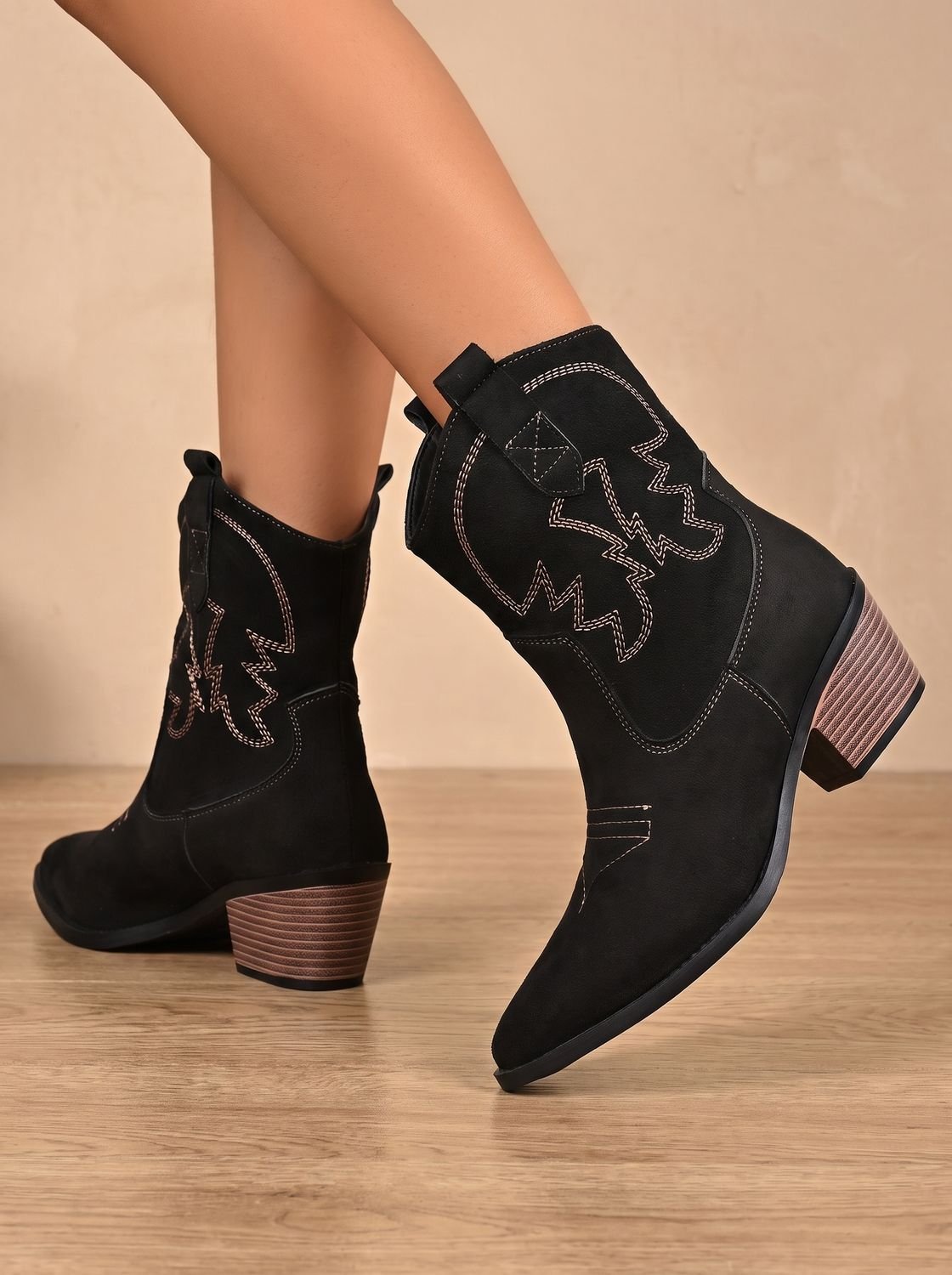 Céline - Bottines Chic Western Brodées