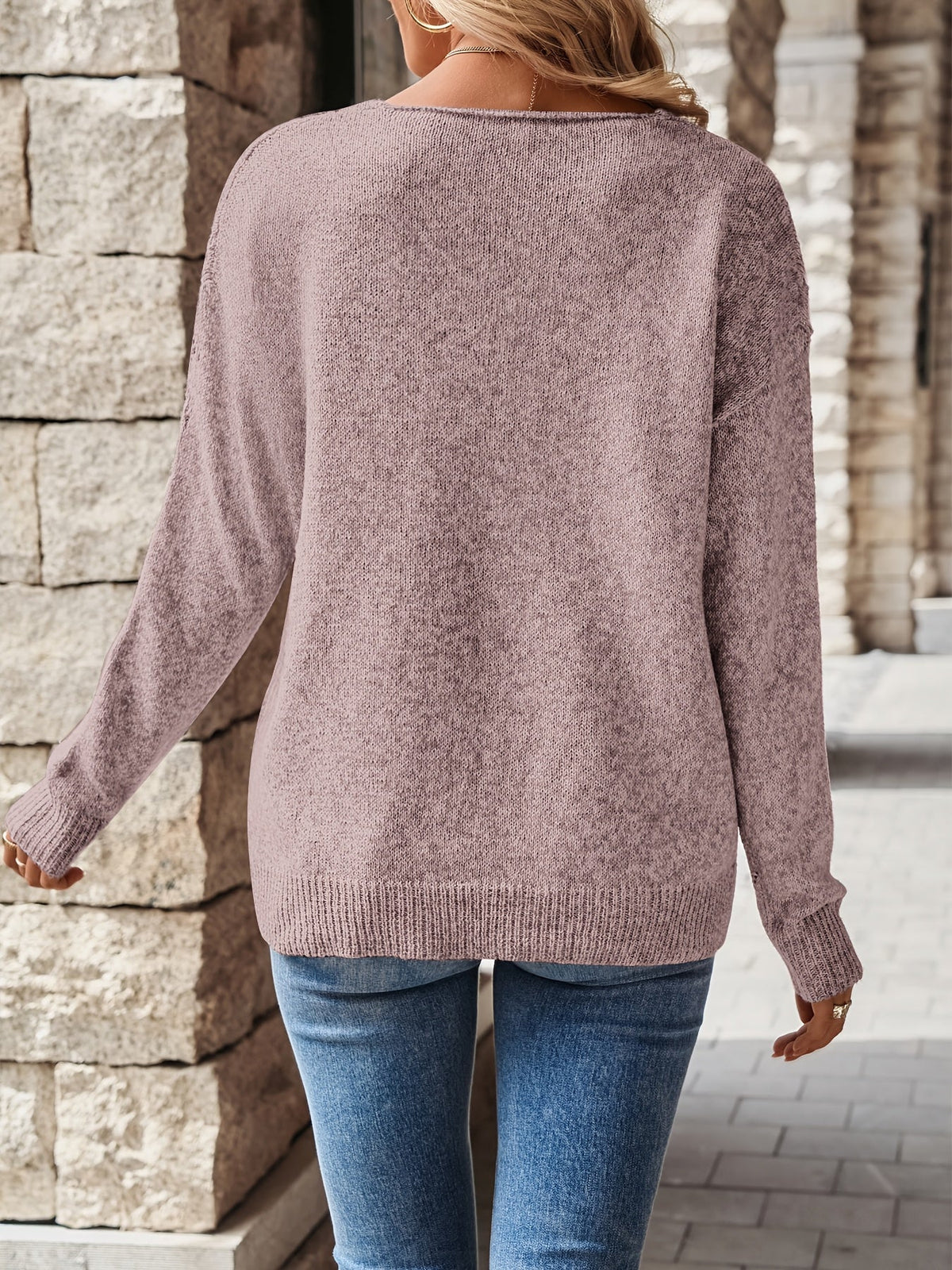 Céline - Pull Flatteur Ajouré Col V