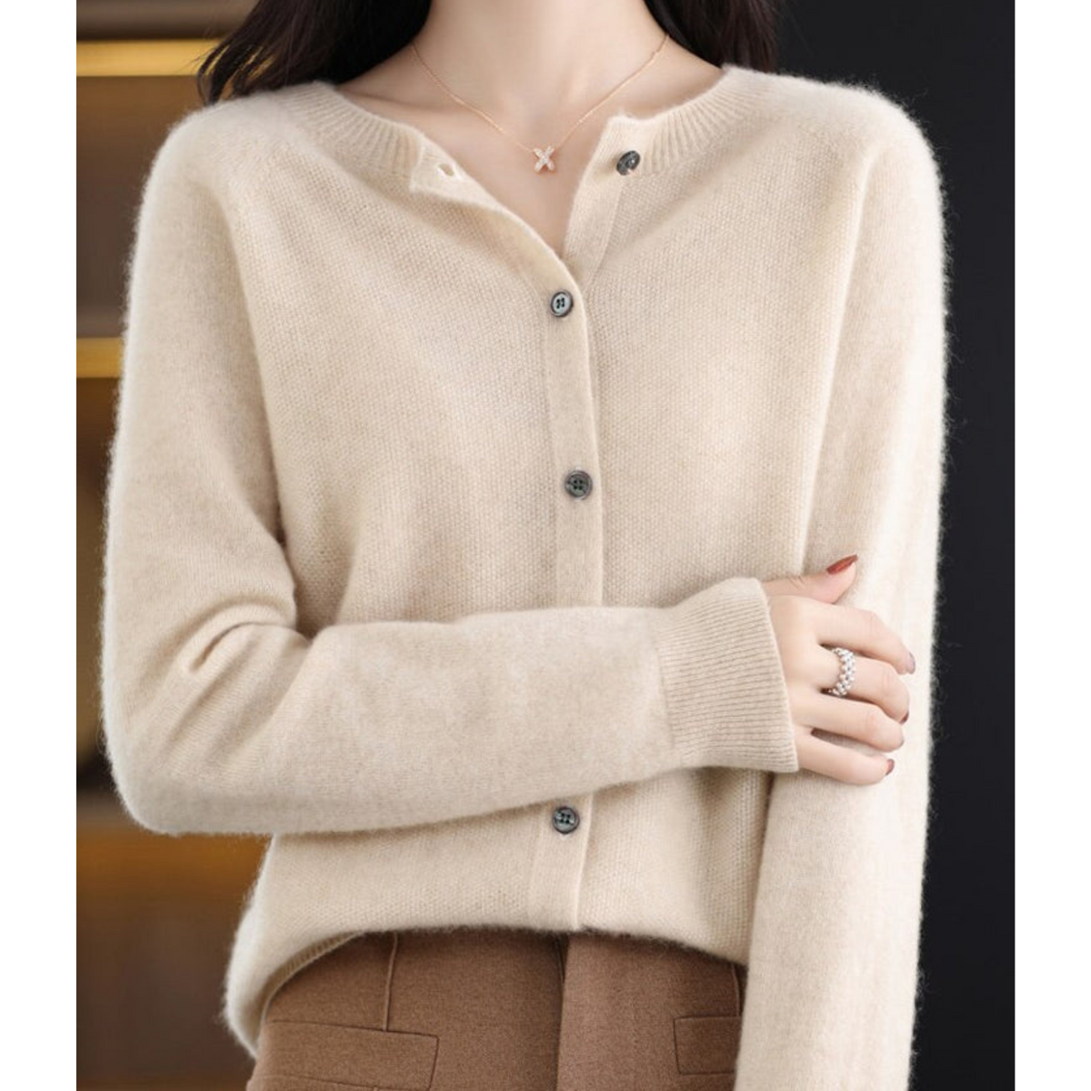 Adèle - Cardigan Élégant Maille Boutonné