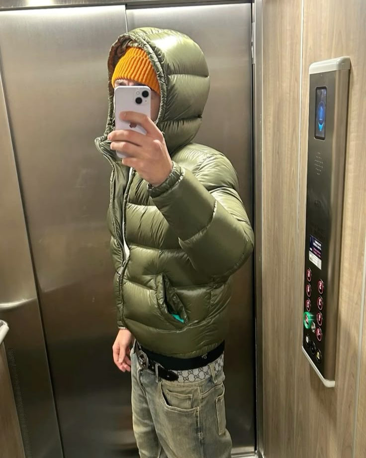 Julien - Doudoune Moderne Courte à Capuche