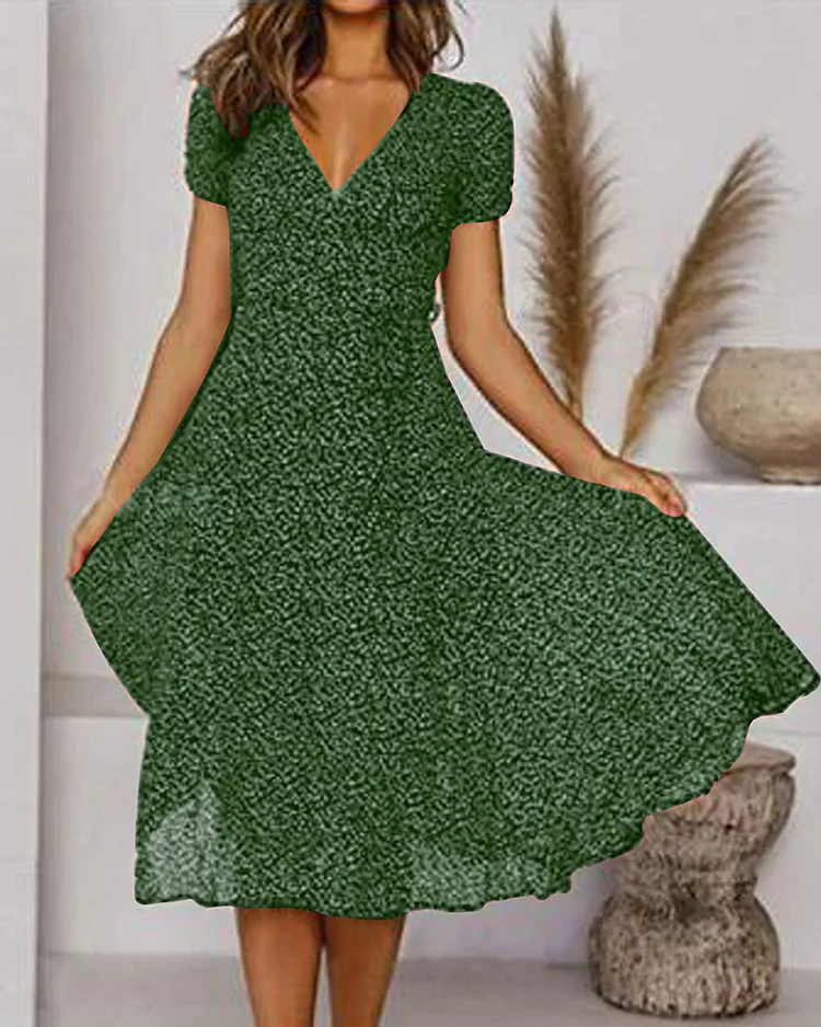 Thérèse - Robe En Mousseline Avec Imprimé Floral Et Col En V Élégant