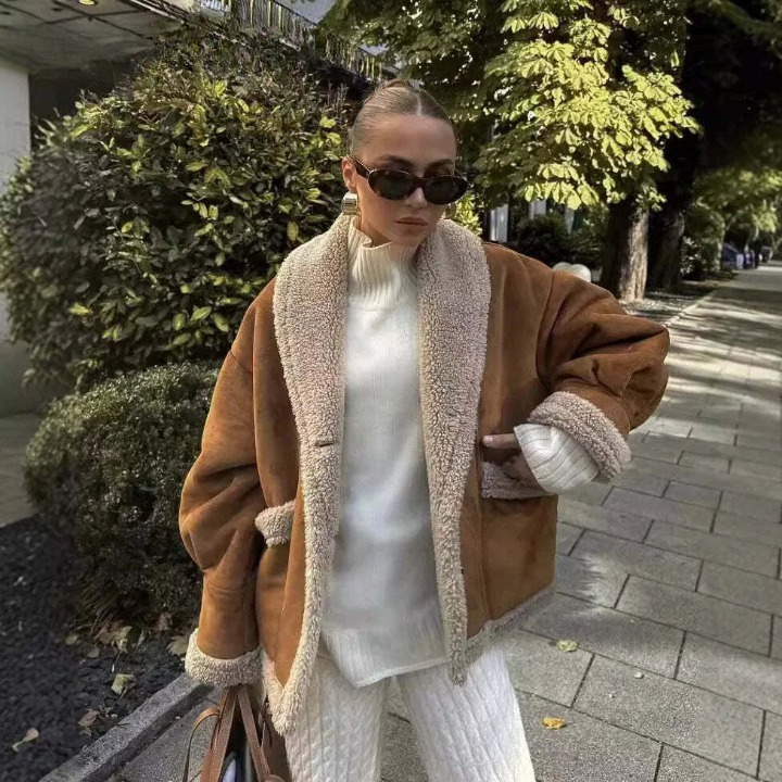 Hélène - Manteau Chic Daim Sherpa
