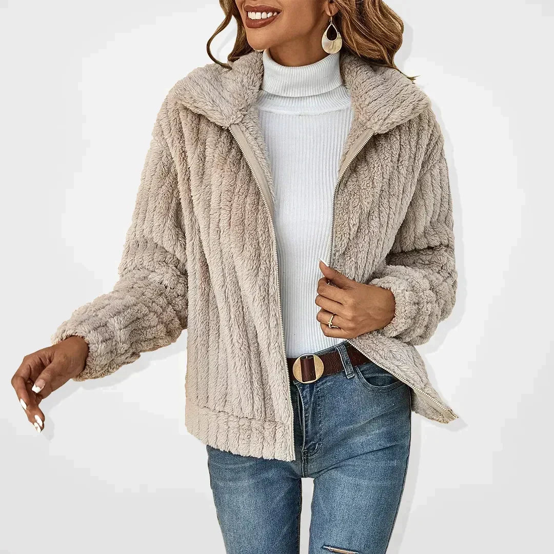 Delphine - Veste Élégante Peluche Zippée