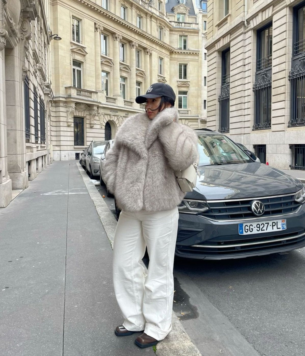 Véronique - Manteau Chic Fourrure Court