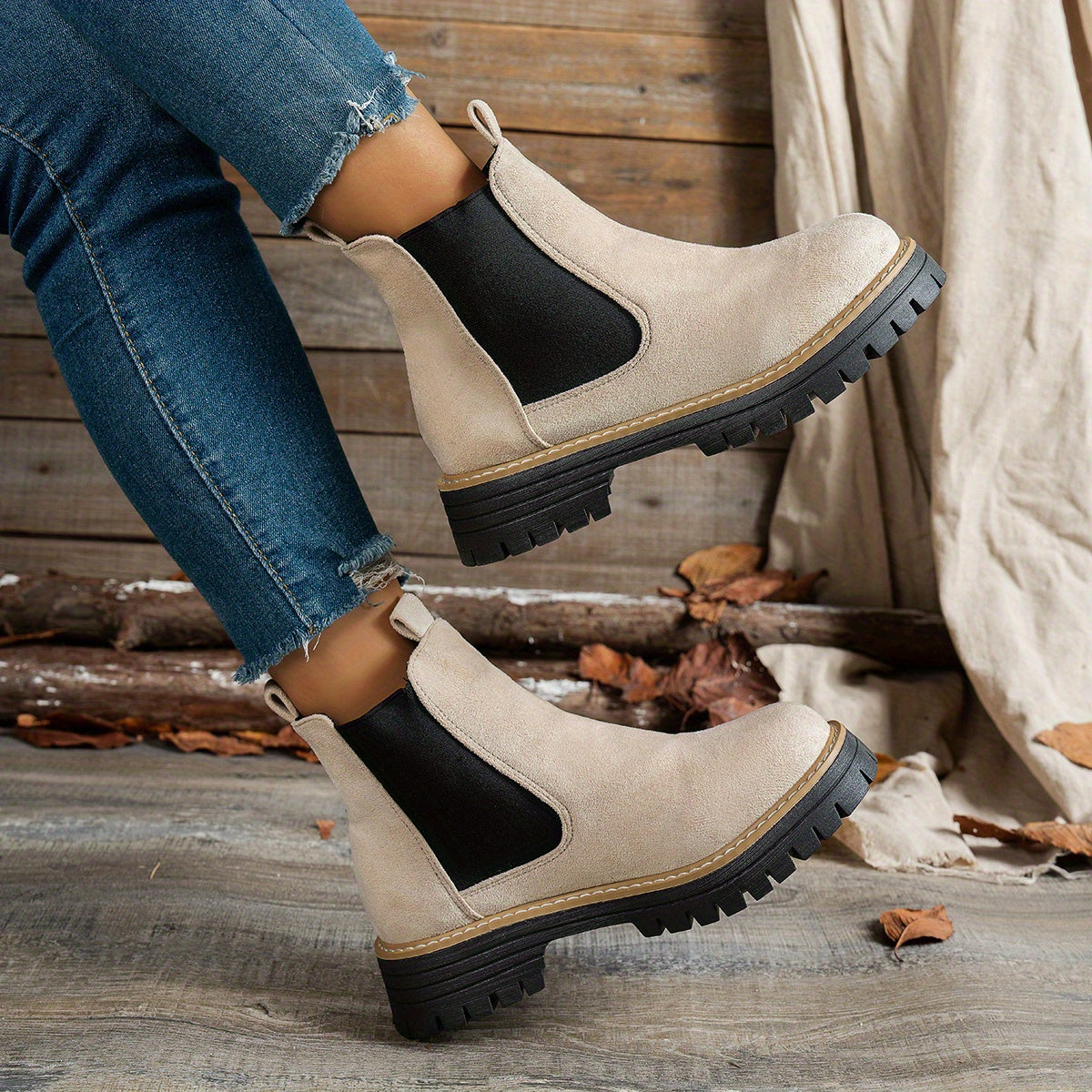 Marie - Bottines Chelsea Élégantes Daim Semelle Crantée