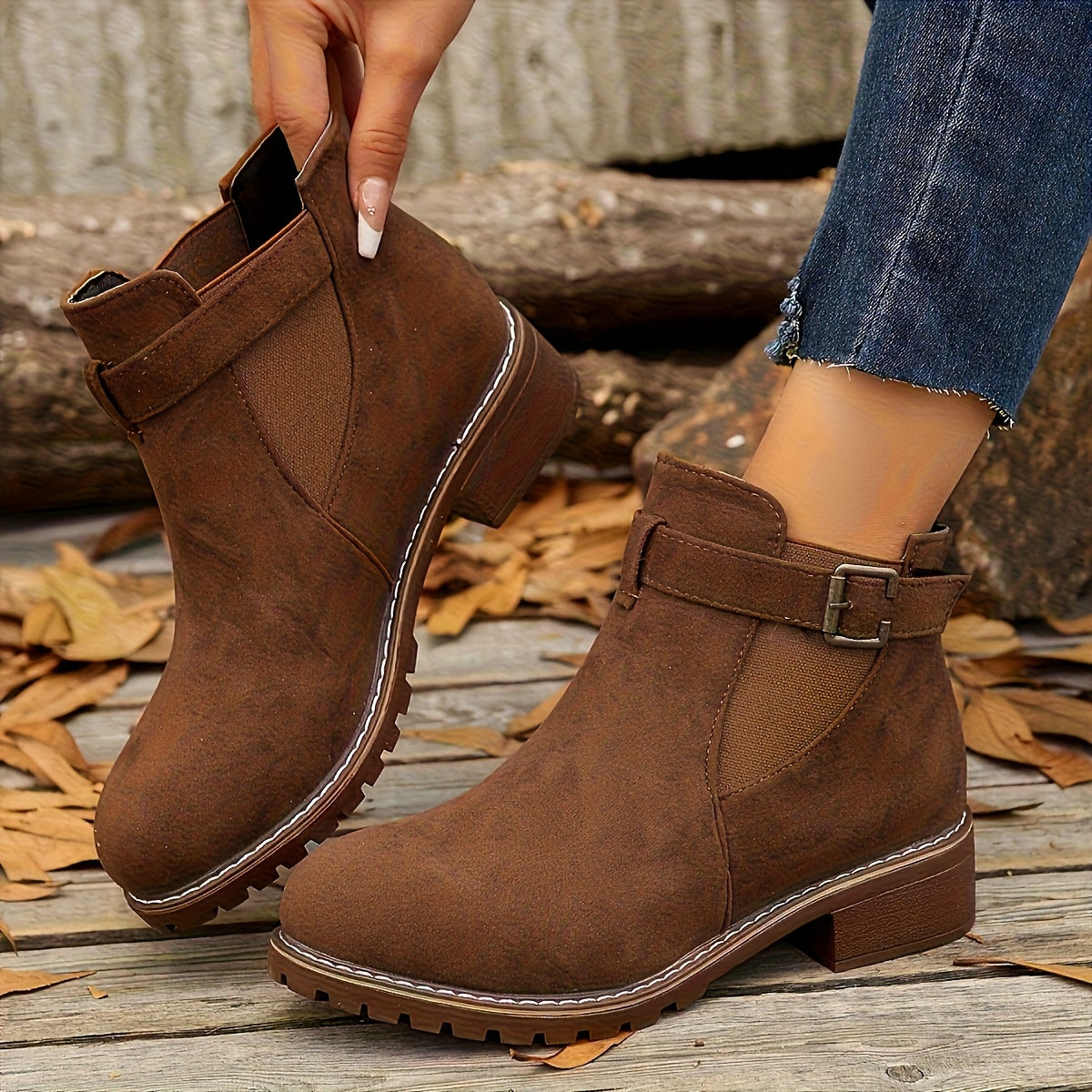 Véronique - Bottines Chelsea Élégantes en Daim