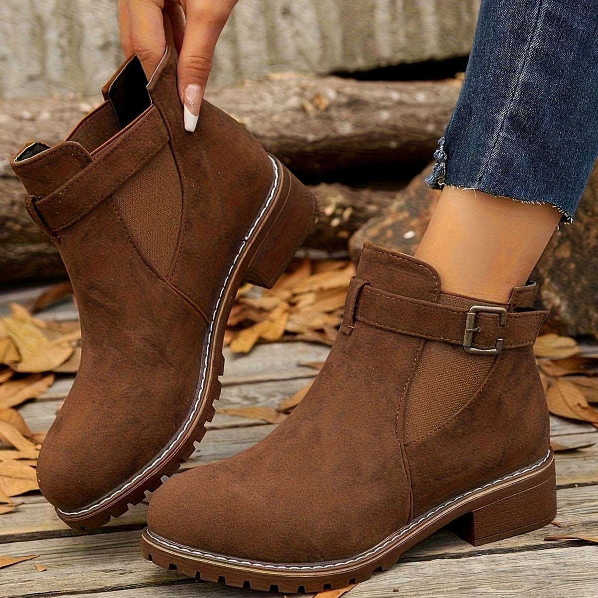 Manon - Bottines Élégantes Chelsea Daim