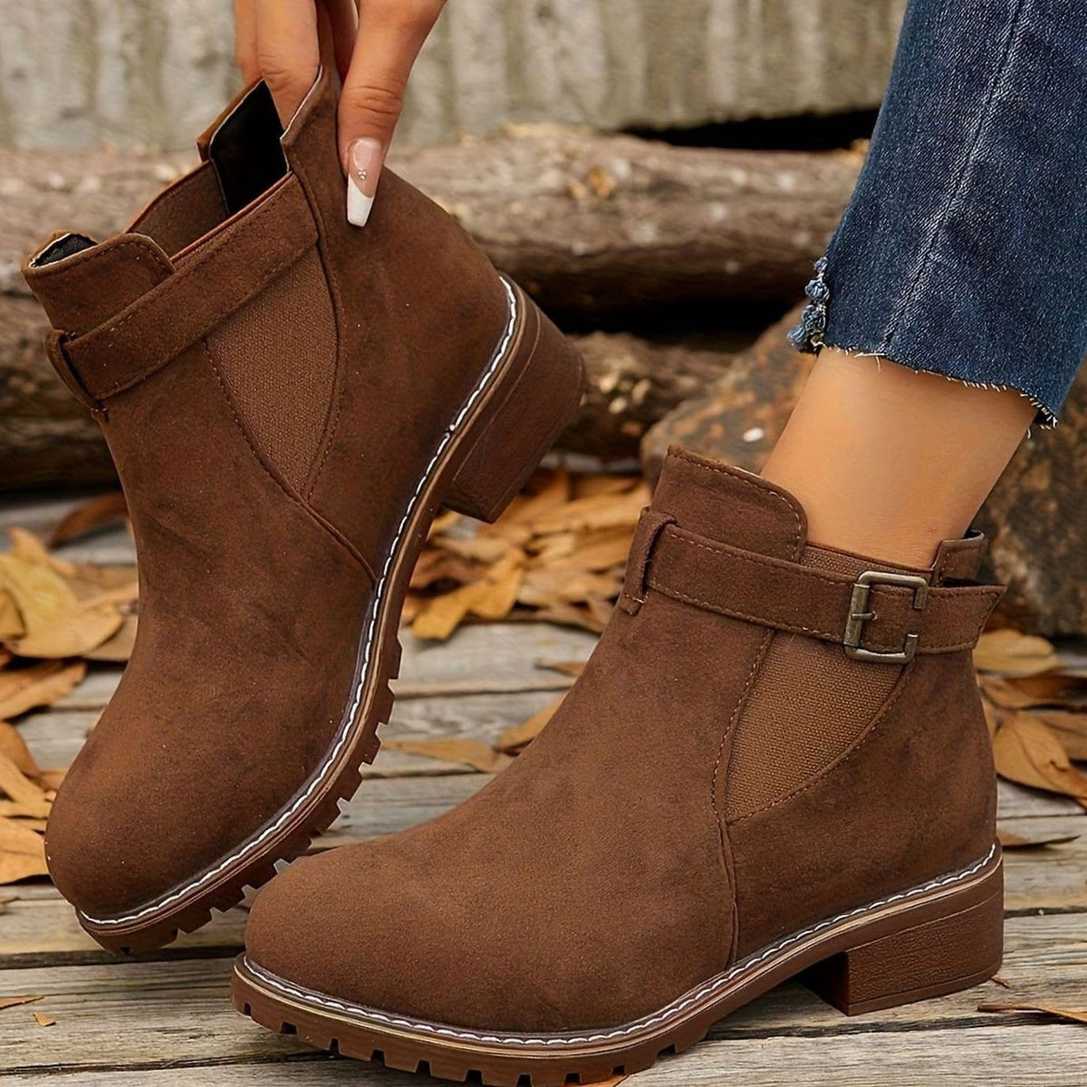 Manon - Bottines Élégantes Chelsea Daim