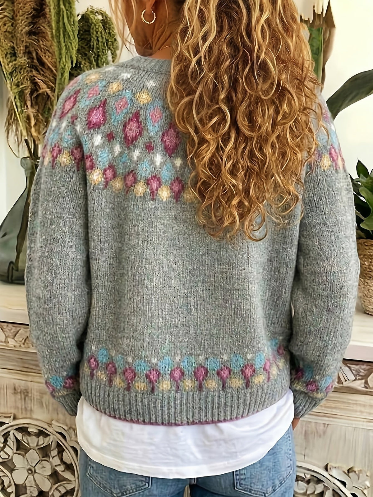 Delphine - Cardigan Féminin Boutonné Brodé